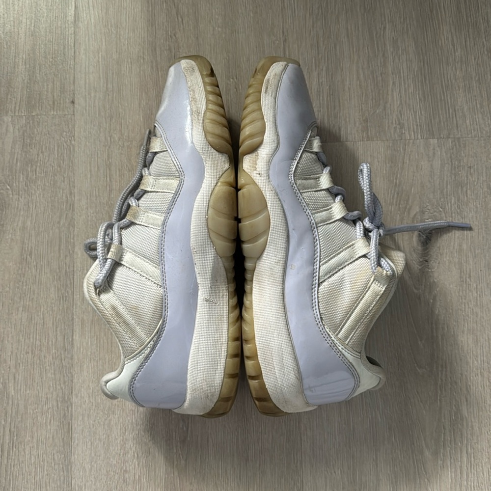 ❗️Real❗️Jordan 11 Soft Purple Size 10.5 Women's